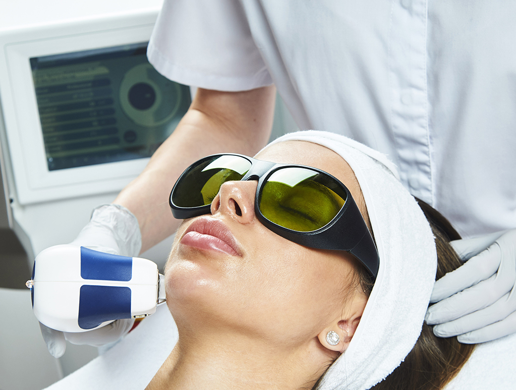 Омоложение диодным лазером 