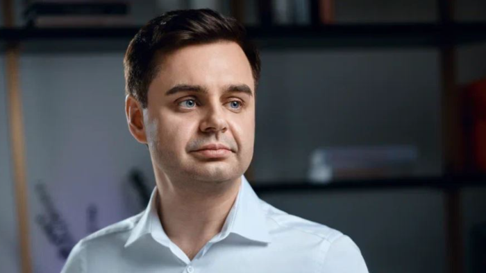 Замечательный хирург.