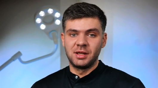 Все чаще ко мне приходят пациенты после операций, выполненных не пластическими хирургами — а иногда и вовсе не врачами.