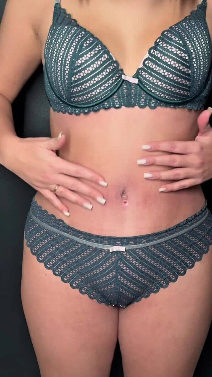 Устали втягивать постоянно живот?