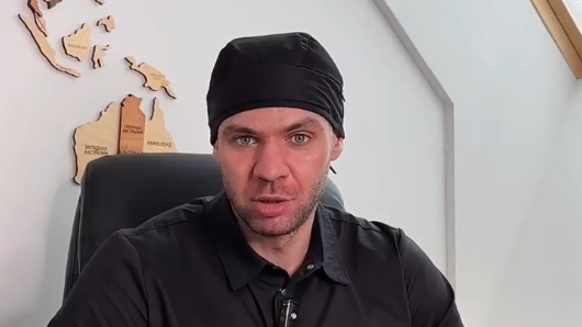 Бесят жирные руки?