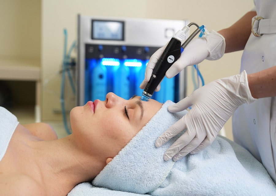 Вакуумная чистка HydraFacial