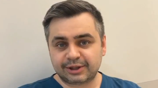 Как долго сохраняются следы после Т-образной подтяжки груди?
