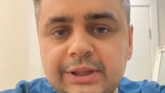 Виден ли шов на ареоле после разреза?